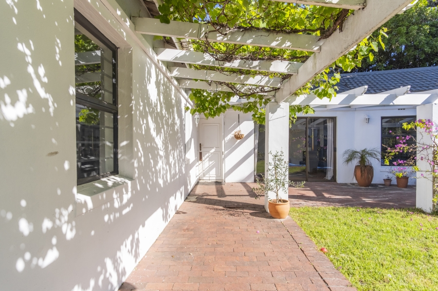 4 Bedroom Property for Sale in Tokai Western Cape